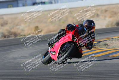 media/Dec-18-2022-SoCal Trackdays (Sun) [[8099a50955]]/Turn 4 (1pm)/